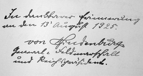 Hindenburgs Unterschrift auf der ersten Seite des ersten Goldenen Buchs von Bad&nbsp;Tölz, September 1925